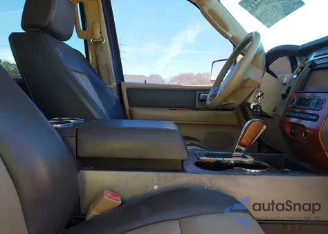 2007 Ford Expedition Eddie Bauer из США, поврежденный, VIN 1FMFU17557LA34610